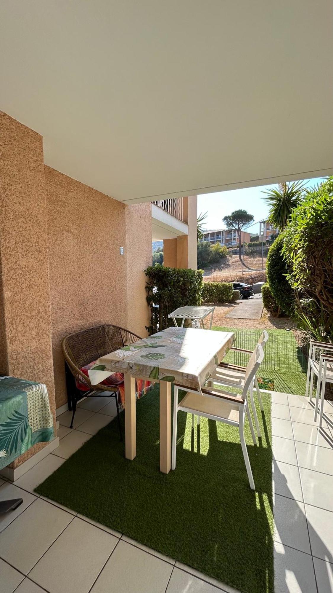 L'Ecrin Du Cap Esterel Saint-Raphael (Var) Exterior foto